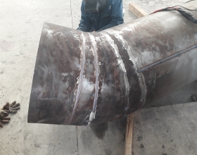 Co cút  và đường ống
